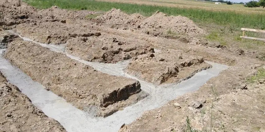 Ile kosztuje wykopanie fundamentów? Sprawdź, co wpływa na ceny