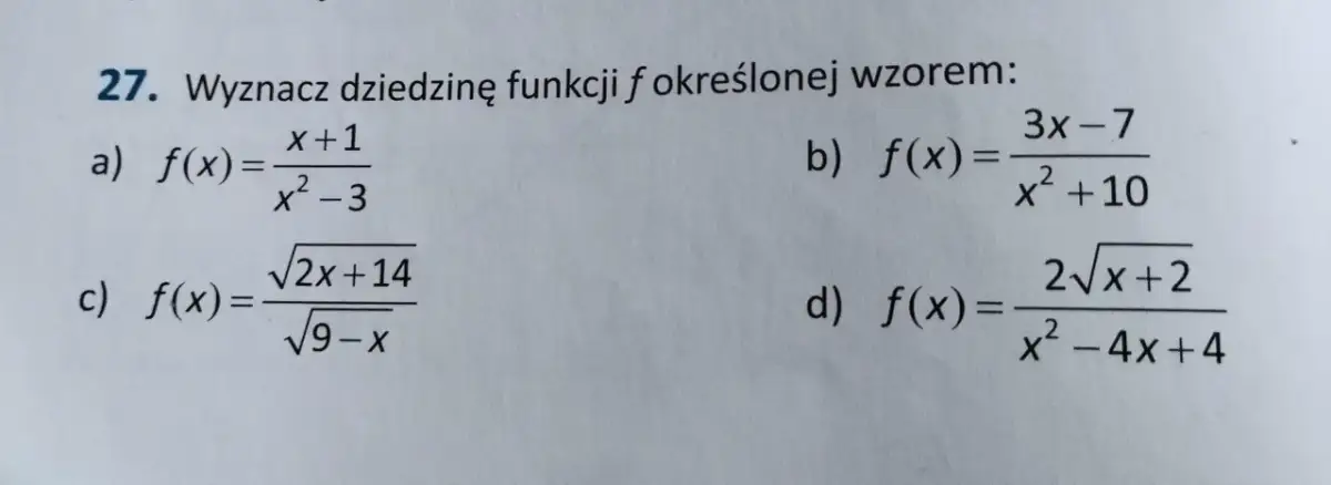 Jak wyznaczyć dziedzinę funkcji ze wzoru? Opanuj to!