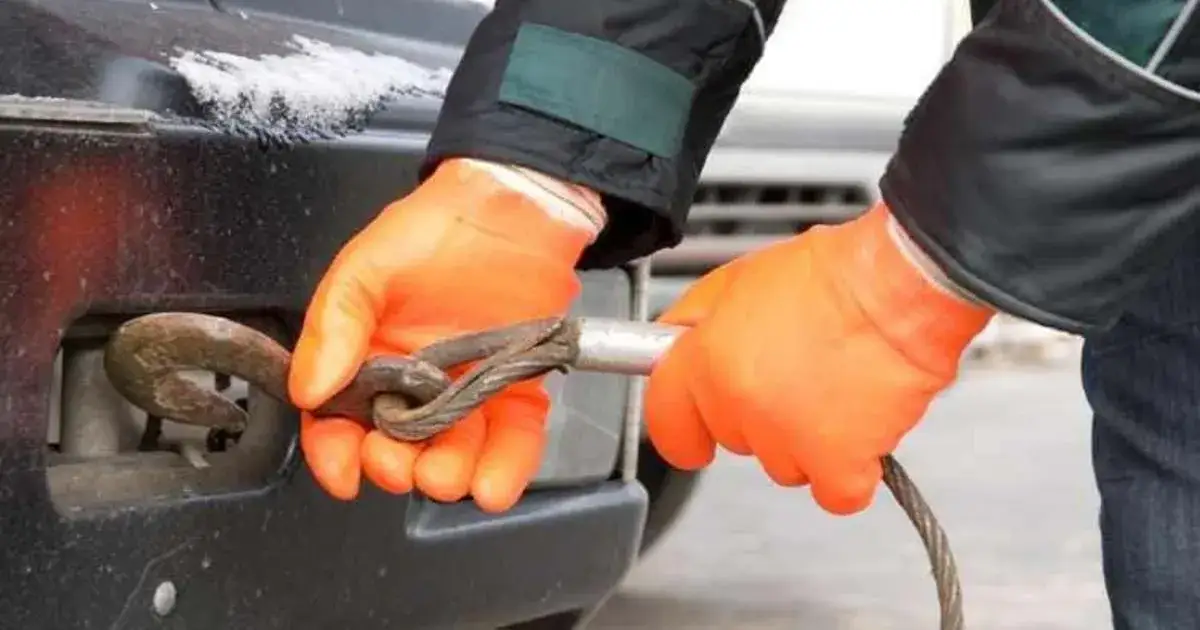 Ile kosztuje holowanie auta w Niemczech? Sprawdź, by uniknąć wysokich opłat