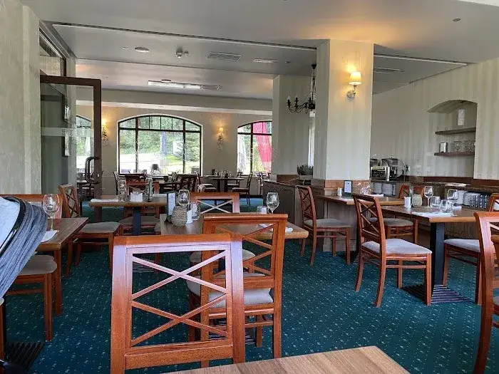 Gdzie zjeść w Karpaczu? Odkryj najlepsze restauracje i lokale