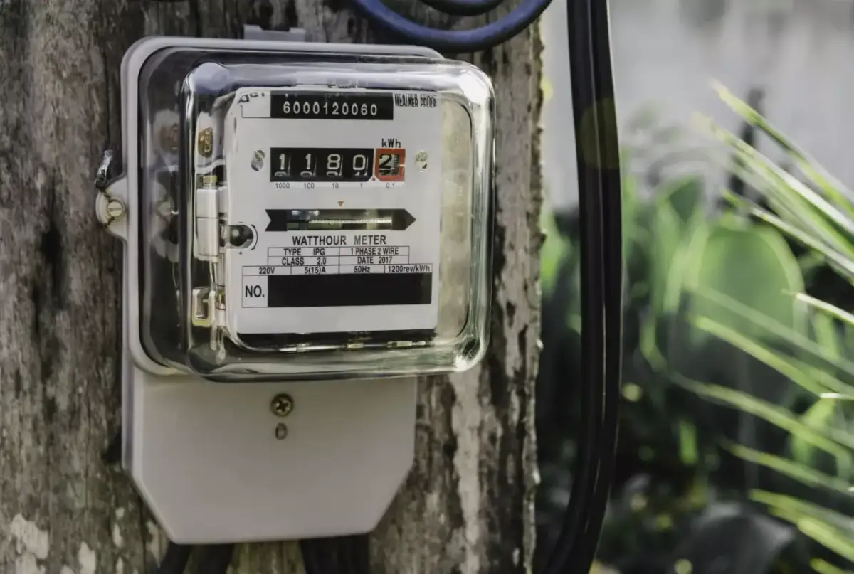 Ile kosztuje założenie podlicznika prądu? Sprawdź ceny i koszty instalacji