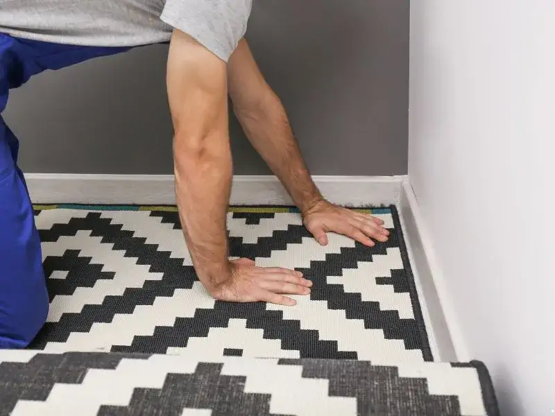Jak wybrać najlepszy klej do wykładziny dywanowej i uniknąć błędów montażowych