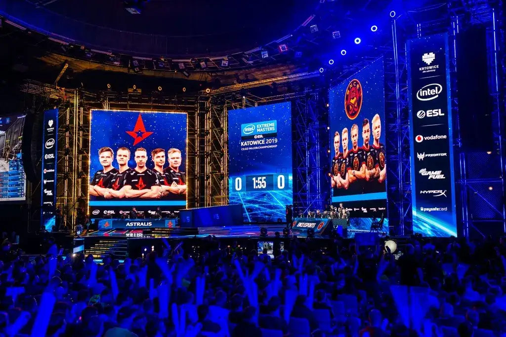 IEM co to? Odkryj fascynującą historię i znaczenie turniejów e-sportowych