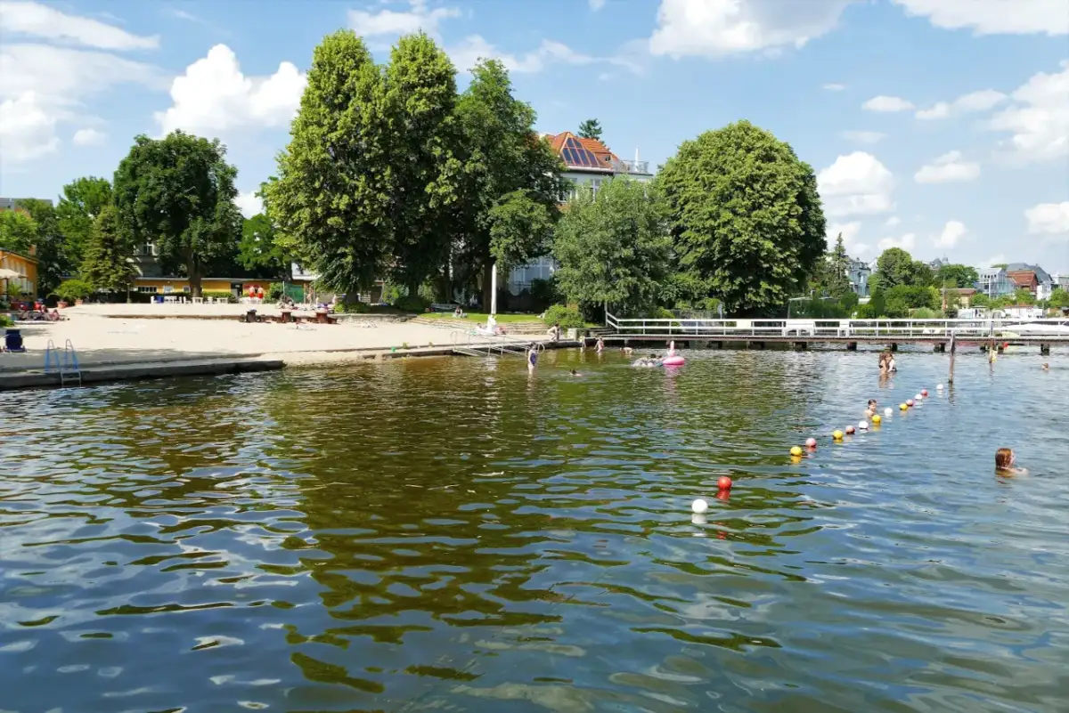 Seebad Friedrichshagen: Ihr Guide für den perfekten Tag am Müggelsee