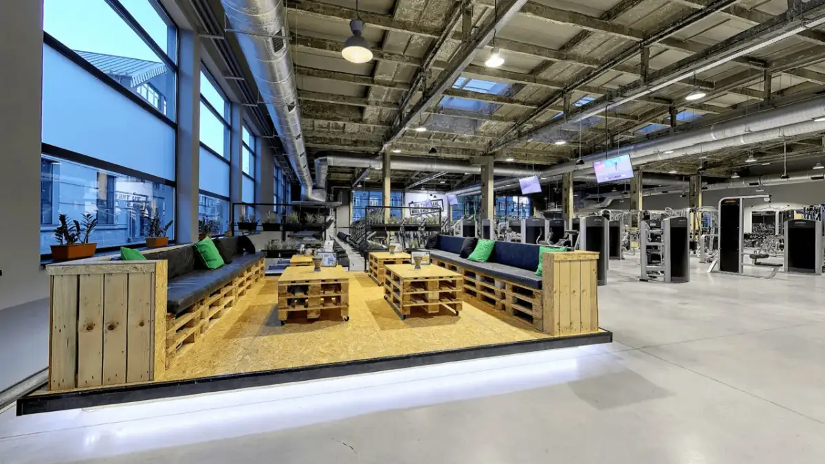 Fitness World Sfera Bielsko: Cennik, Grafik, Opinie i Treningi