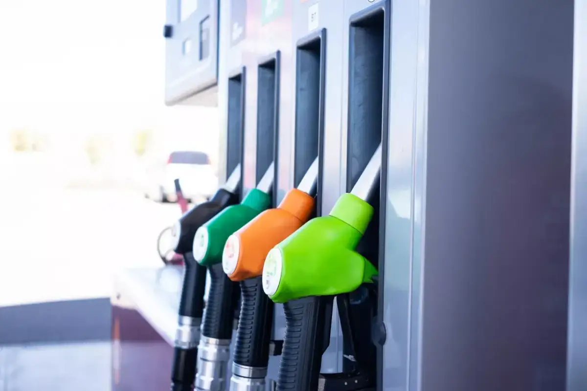 E10: Sprawdź, czy Twój samochód może jeździć na nowym paliwie!