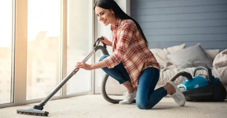 Jaki odkurzacz do mieszkania w bloku? Wybierz cichy i kompaktowy model