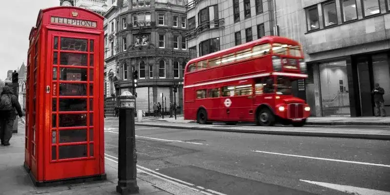 Jak dojechać z lotniska Stansted do Londynu - najlepsze opcje i ceny