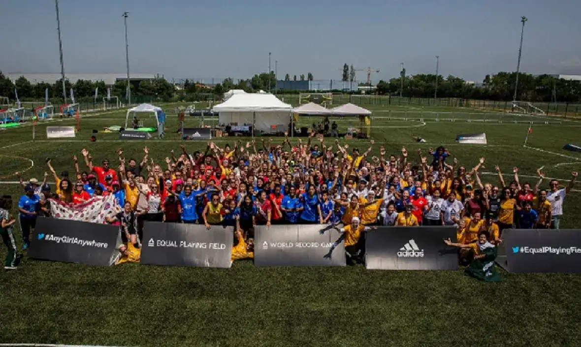 Ile trwał najdłuższy mecz piłki nożnej? Zaskakujące rekordy i fakty