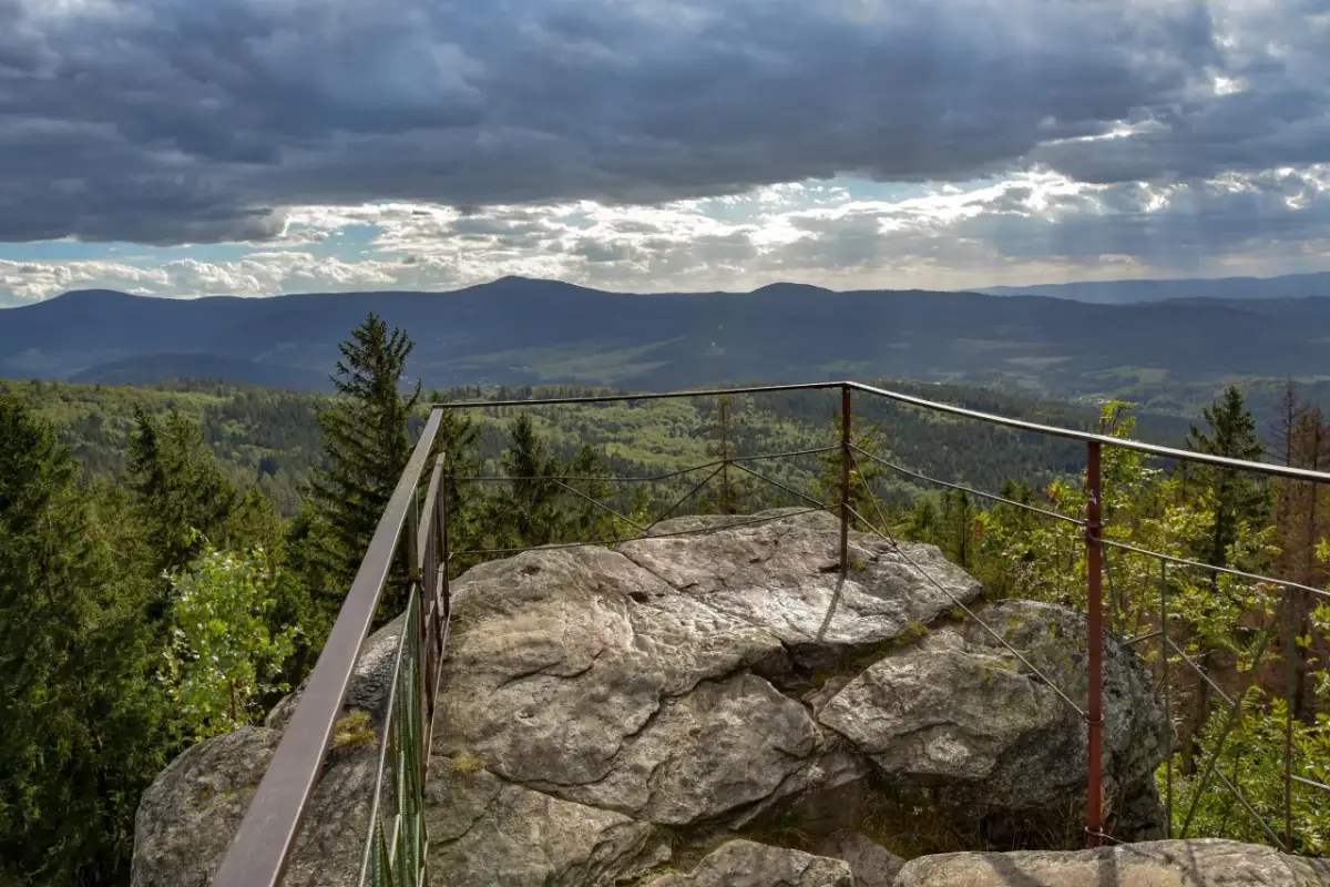 Lądek-Zdrój: Jakie góry? Złote i Śnieżnik przewodnik po szlakach