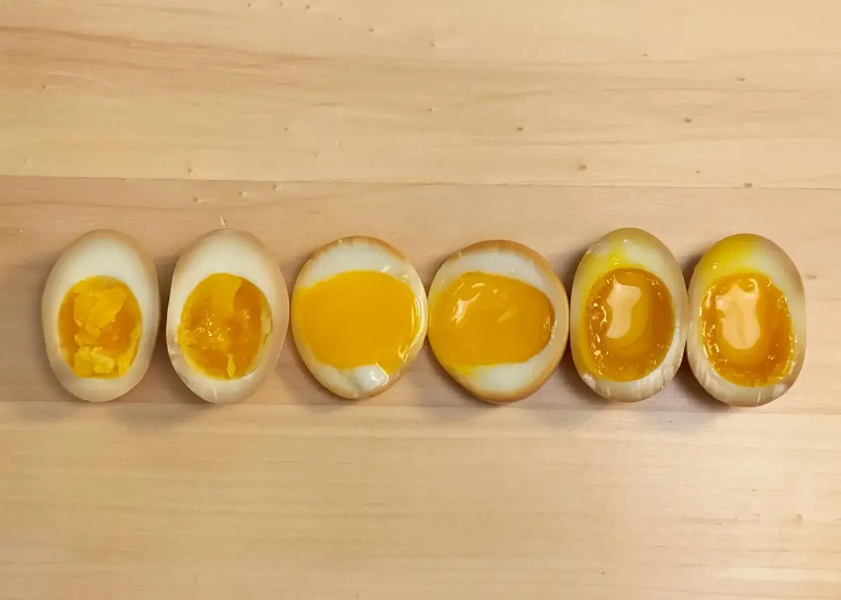 Jak zrobić idealne jajko do ramenu? Ajitsuke Tamago krok po kroku