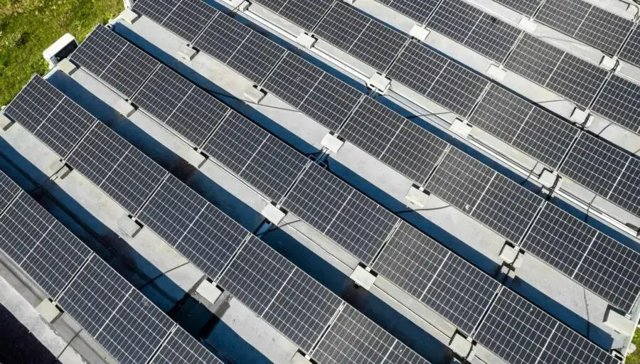 Jakie są instalacje na osiedlu i jak wpływają na komfort życia?