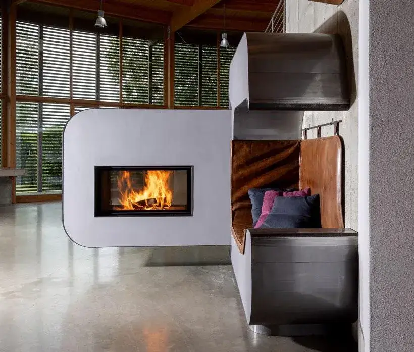 Obudowa kominka 2026: Wybierz styl, materiały i uniknij kar!