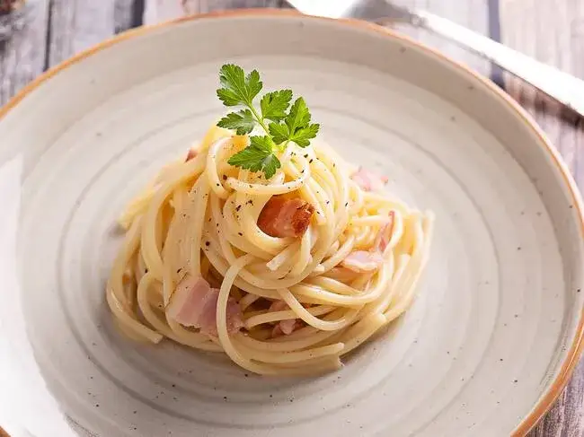 Carbonara Italiana: El Secreto de la Receta Auténtica sin Nata