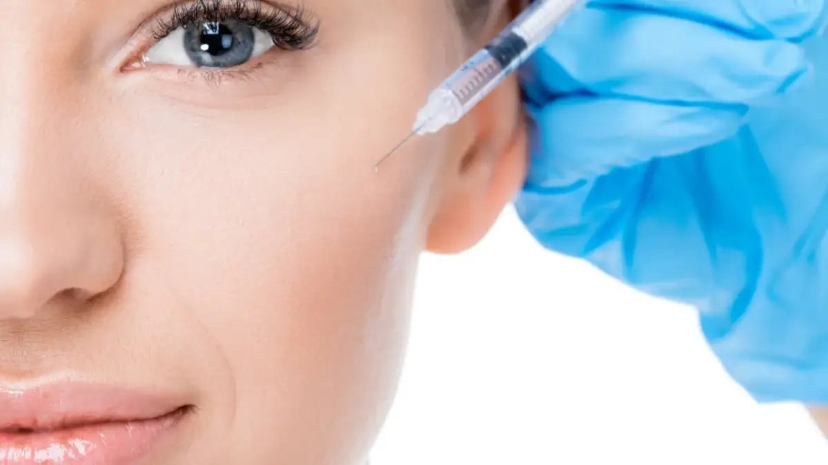 Ile jednostek botoksu na czoło? Ekspert radzi: dawka, koszt, efekty