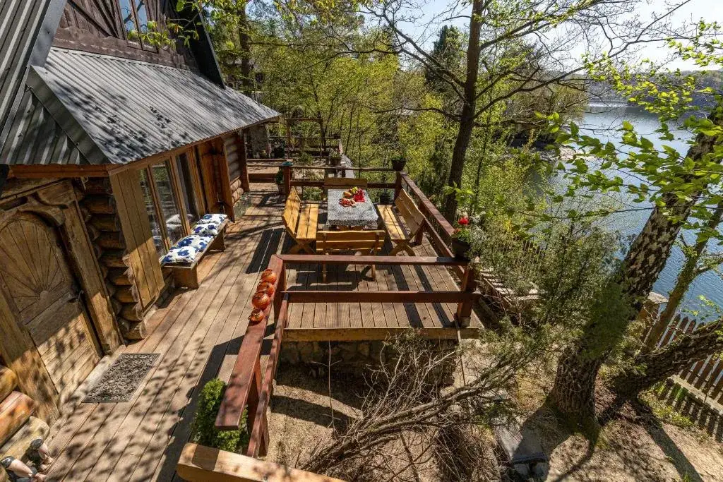 Domki nad jeziorem Rożnowskim - idealne miejsce na relaksujący wypoczynek