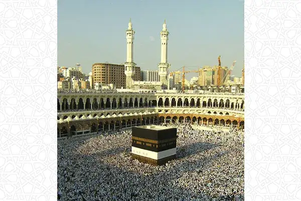 Islam, Mekka i buddyzm: Kluczowe różnice i ich znaczenie duchowe