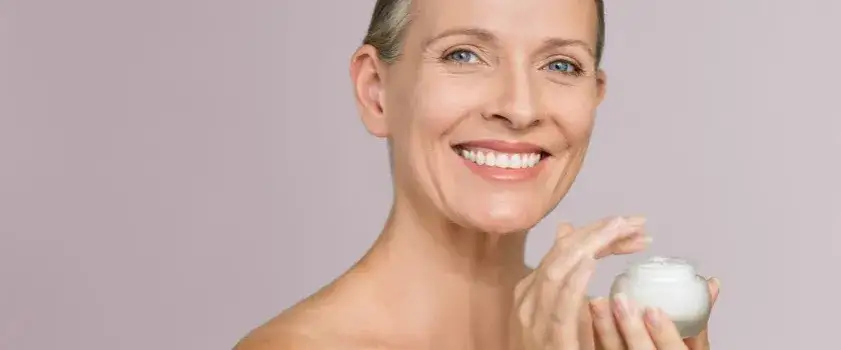 Cera dojrzała: Wiek to nie wszystko! Rozpoznaj i pielęgnuj skórę