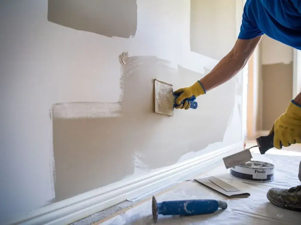 Przygotowanie ścian do malowania: Poradnik Klary Kowalskiej krok po kroku