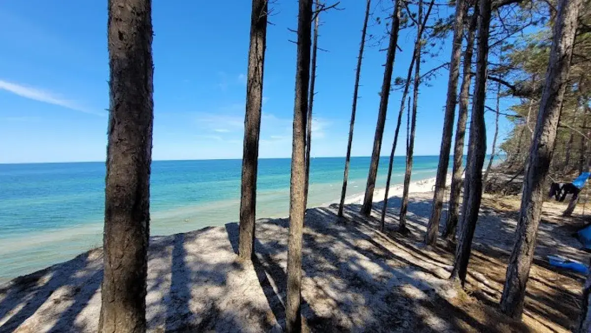 Karwia co zobaczyć: najpiękniejsze atrakcje, które musisz poznać