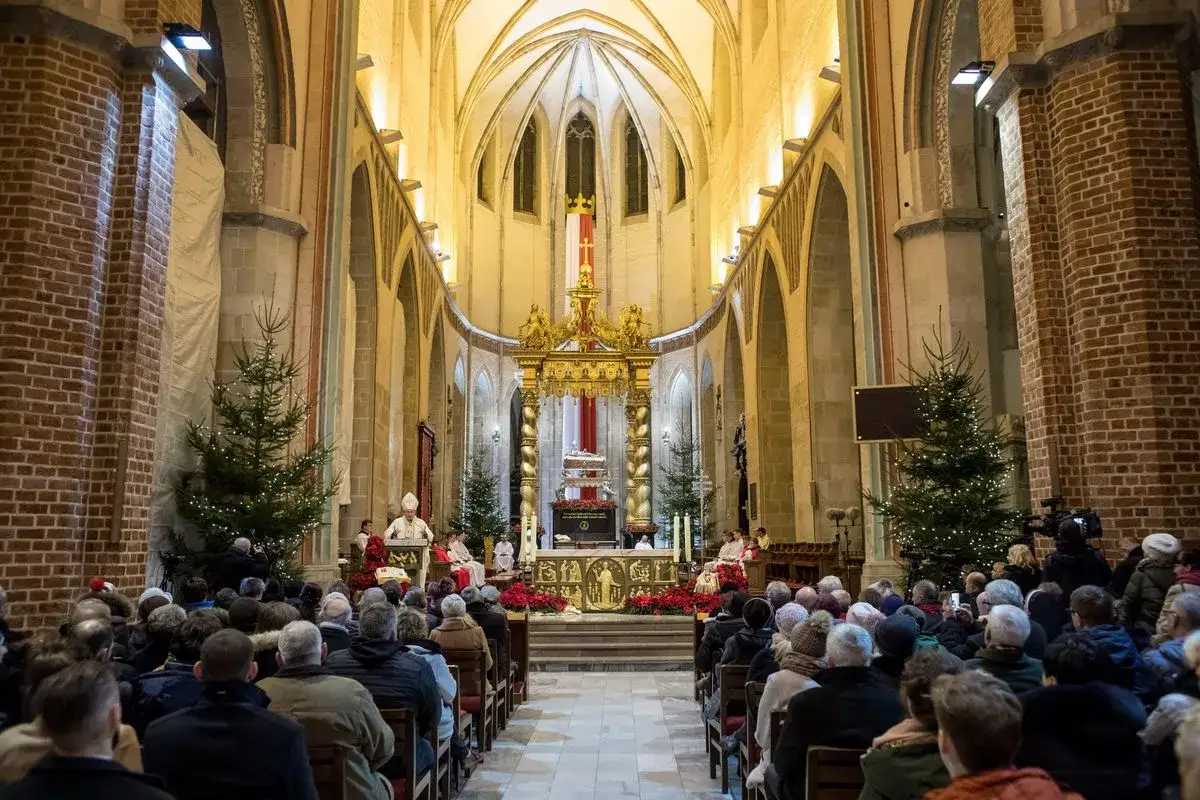 Czy 26 grudnia trzeba iść do kościoła? Obowiązek czy dobrowolność?