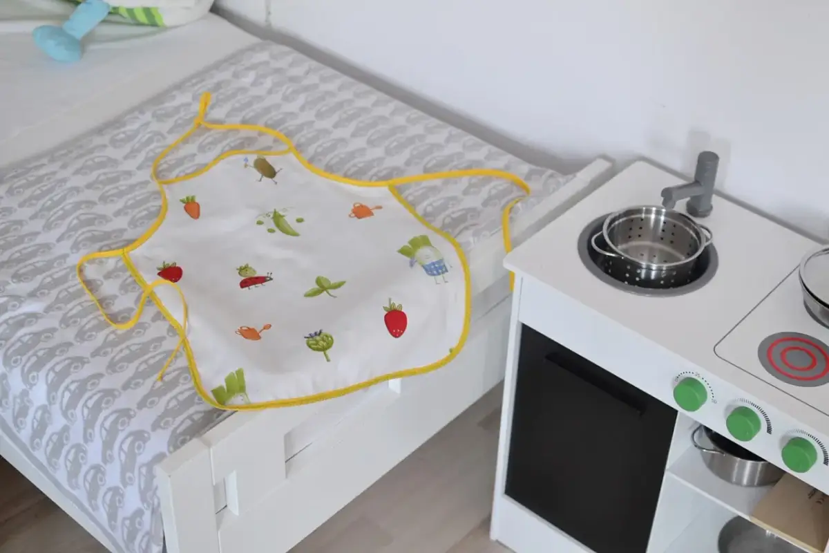 Jak uszyć fartuszek dla przedszkolaka - proste kroki i porady dla początkujących