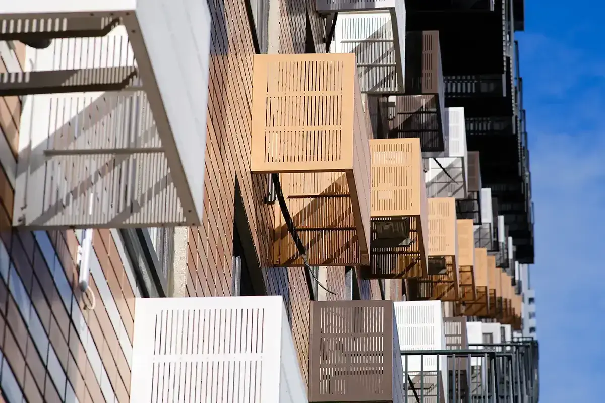 Jak zamontować klimatyzację w bloku - uniknij kosztownych błędów