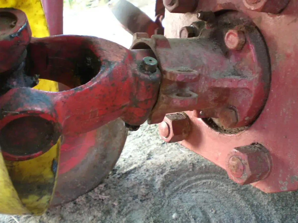 Jak prawidłowo wymienić łożyska w glebogryzarce: kompletna instrukcja naprawy