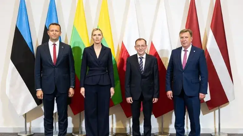 Czy na Łotwie jest bezpiecznie? Poznaj prawdziwe zagrożenia dla turystów