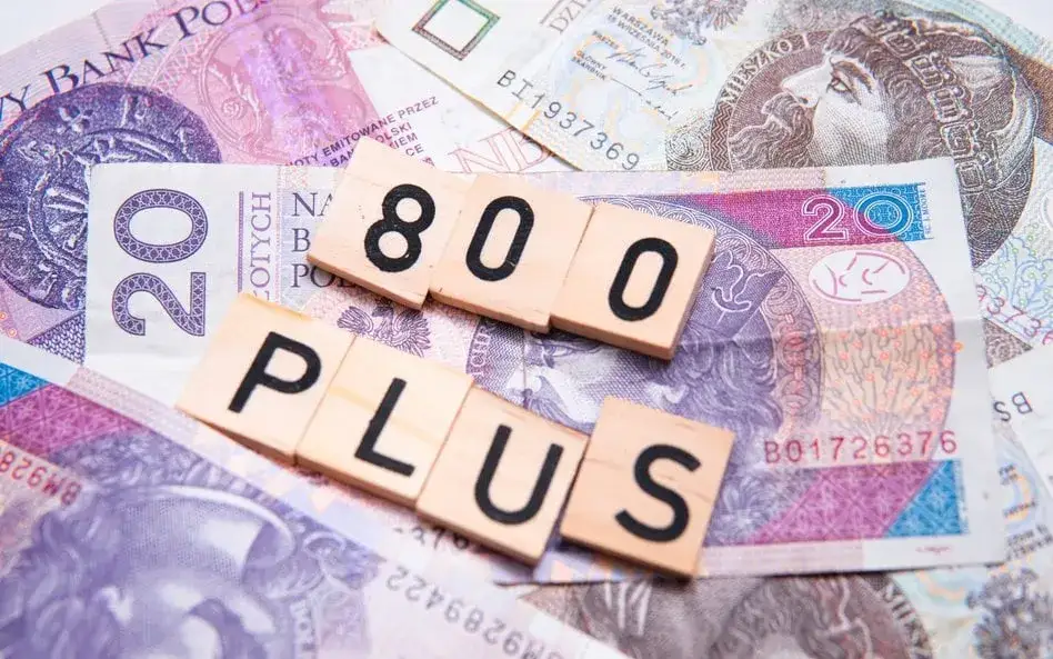 800 plus w czerwcu: Kiedy wypłata? Sprawdź daty i co z opóźnieniem