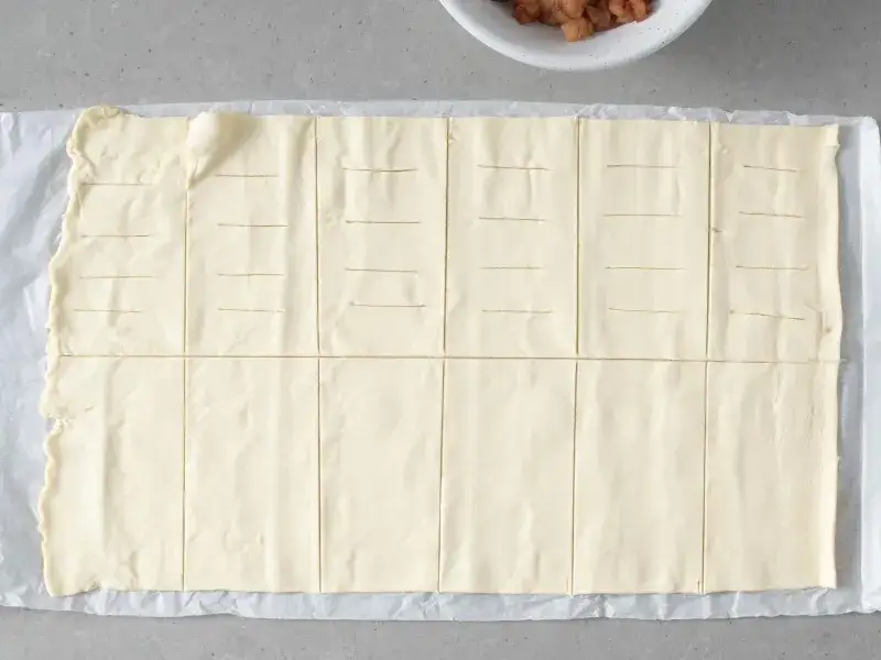 Ciastka francuskie: Jak zawijać? Sekrety idealnych kształtów i farszy