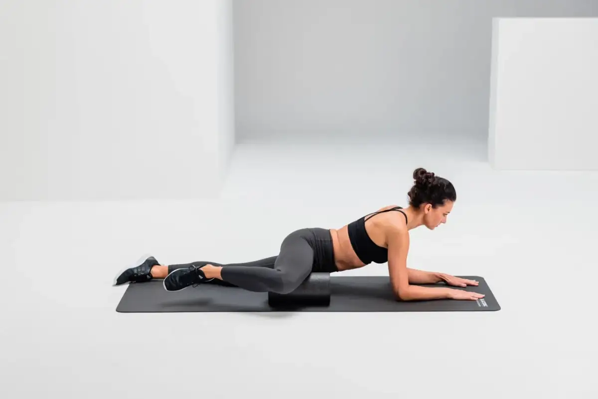 Faszienrolle Übungen: Schmerzen lösen & Beweglichkeit steigern