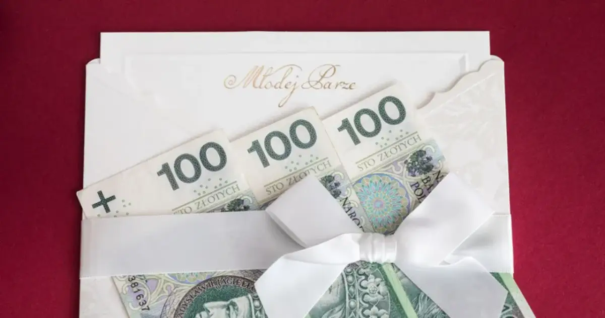 Ile pieniędzy na ślub chrześniaka? Odpowiednia kwota na prezent