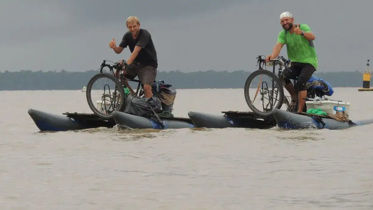 Kurs kajakarstwa górskiego: Gdzie, jak, za ile? Twoja przygoda czeka!