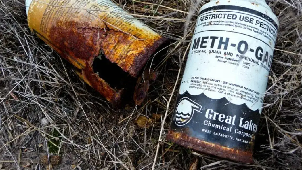 Jak skutecznie pozbyć się opakowań po nawozach i uniknąć problemów