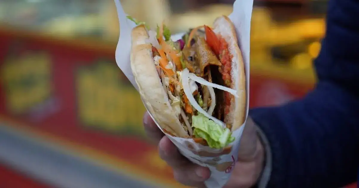 Czy kebaby są zdrowe? Wpływ na zdrowie, składniki i zdrowsze alternatywy