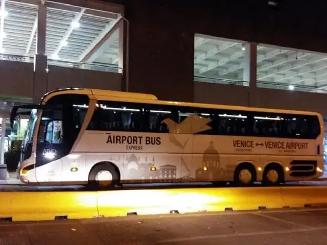 Jak dojechać z lotniska do Wenecji - najlepsze opcje i ceny podróży