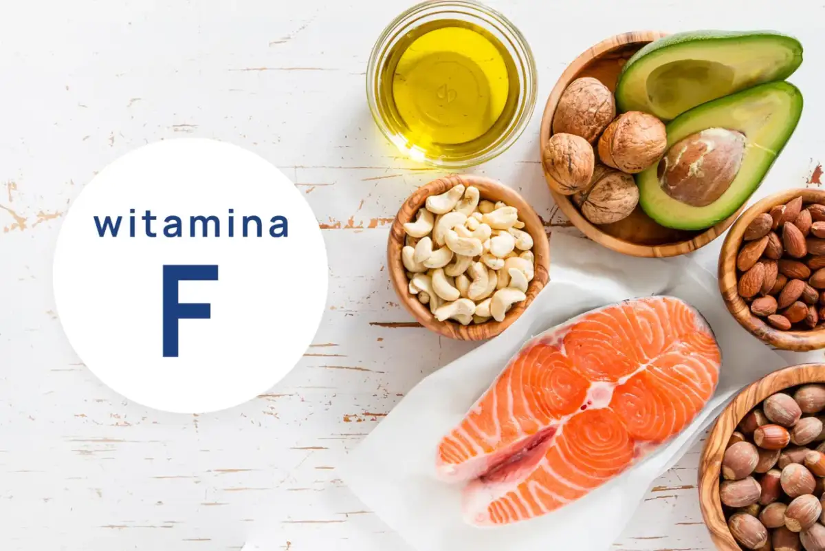 Witania F: łosoś, awokado, orzechy, migdały, orzechy nerkowca i olej.