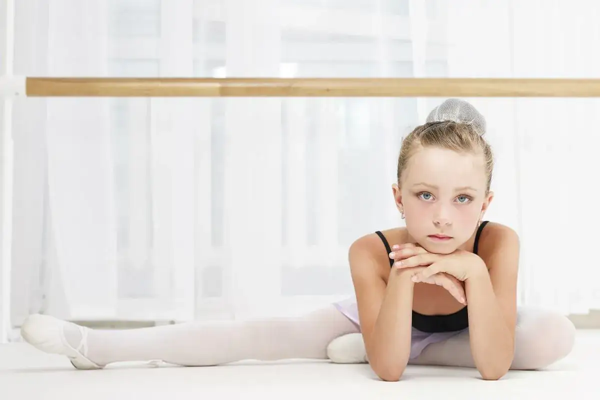 Ceny lekcji pływania: Ile zapłacisz i jak obniżyć koszt?