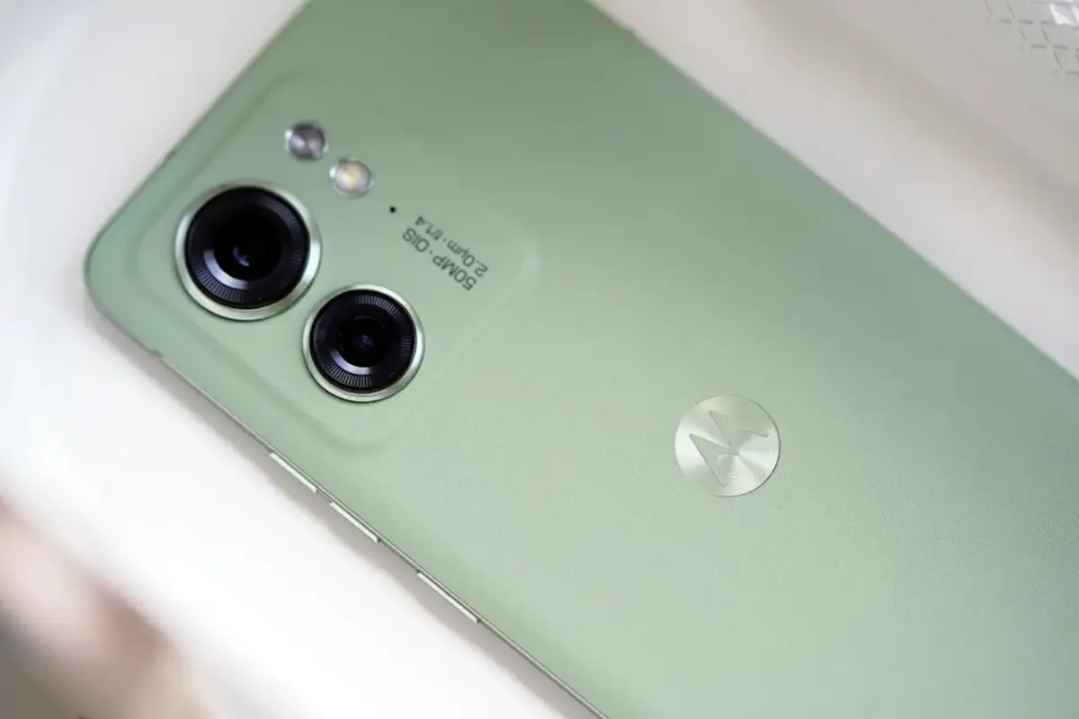 Motorola Edge 40 recenzja – mocne i słabe strony smartfona