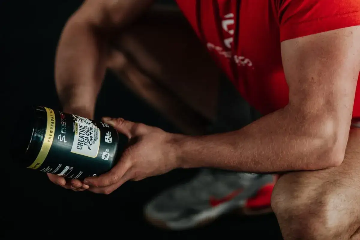 Jakie suplementy w CrossFicie? Twój przewodnik do lepszych WOD-ów