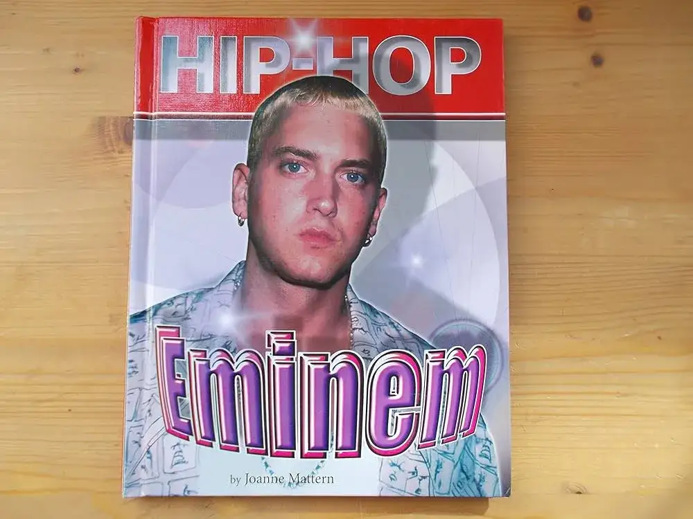 Eminem: Kim jest legenda hip-hopu? Odkryj jego historię.