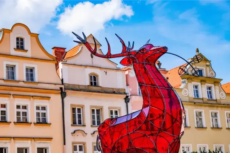 Jelenia Góra: Twoja baza w Karkonosze! Co zobaczyć w mieście i okolicy?