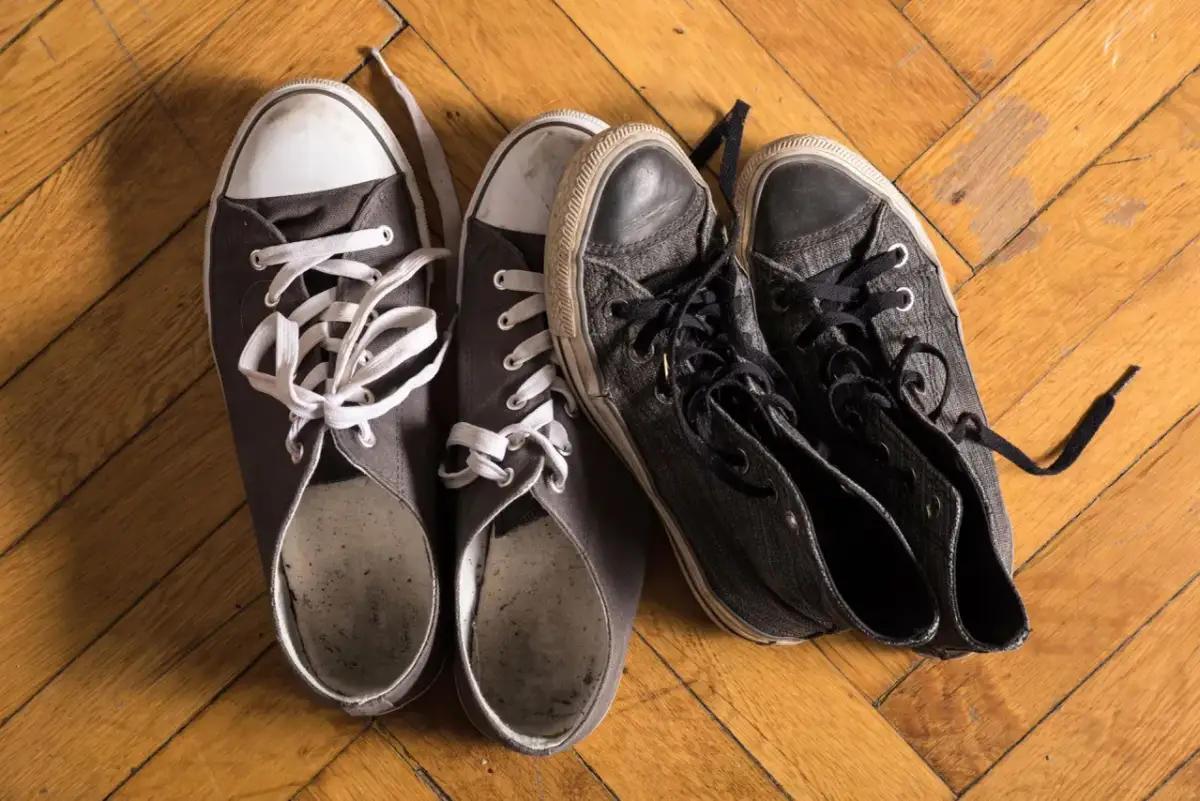 Skuteczne sposoby na przepocone buty – pozbądź się nieprzyjemnego zapachu