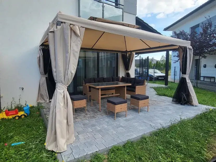 Jak skutecznie wyczyścić namiot ogrodowy i uniknąć uszkodzeń – porady krok po kroku