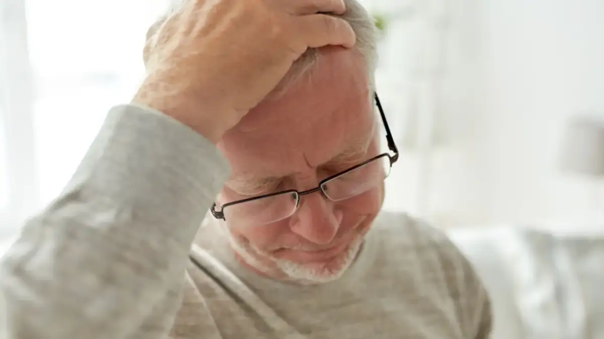 Zanik pamięci jak się nazywa? Poznaj przyczyny i rodzaje amnezji