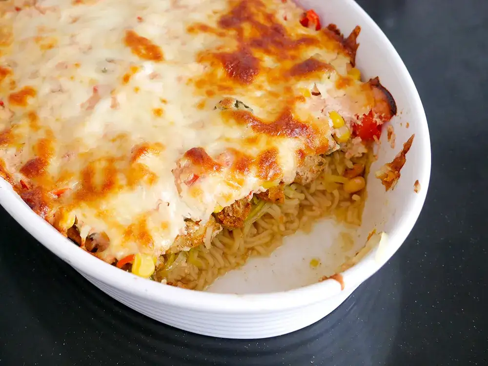 Idealna zapiekanka z zupek chińskich? Mój przepis bez suchości!