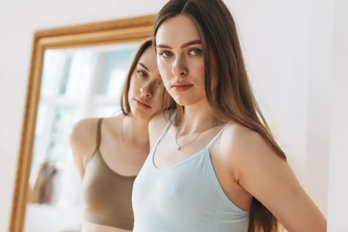 Taping biustu: Klej bezpiecznie, usuwaj bez bólu! Pełny poradnik