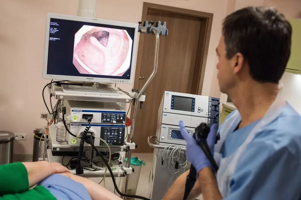 Czy badanie kolonoskopowe jest bolesne? Sprawdź, co musisz wiedzieć