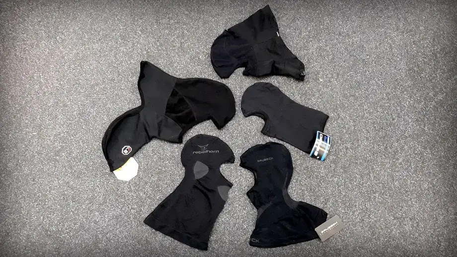 Jaka kominiarka pod kask motocyklowy zapewni Ci komfort i ciepło?